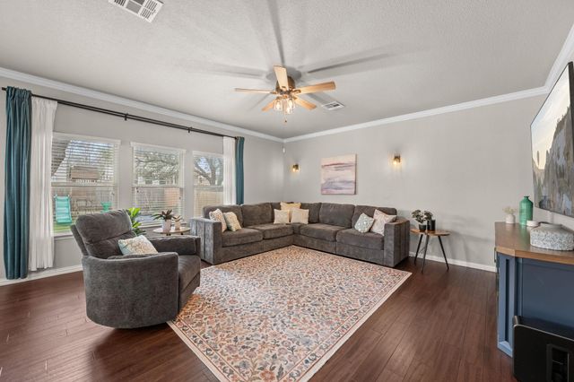 168 Golden Eagle LN, Leander, TX 78641