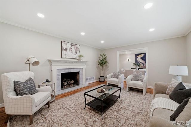 526 Selma Avenue, Webster Groves, MO 63119