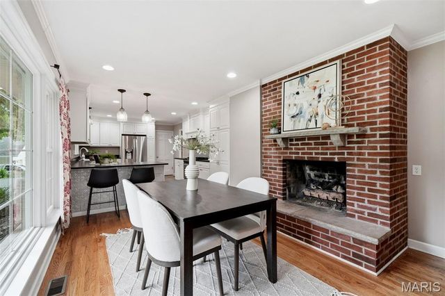 526 Selma Avenue, Webster Groves, MO 63119