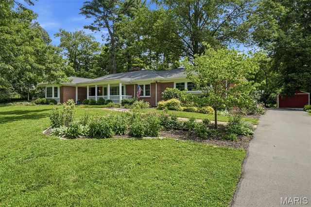526 Selma Avenue, Webster Groves, MO 63119