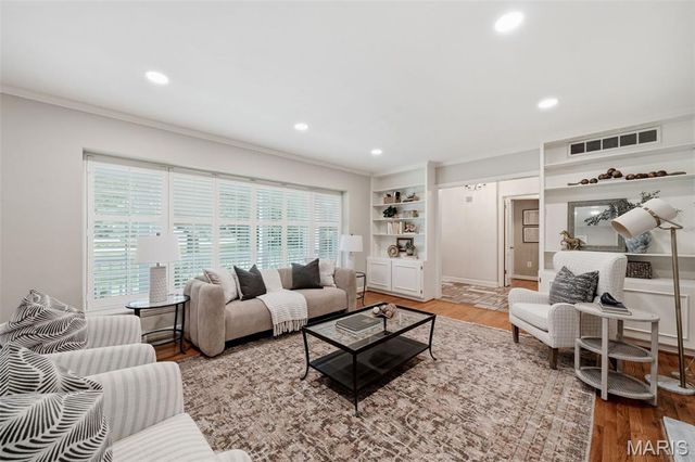 526 Selma Avenue, Webster Groves, MO 63119