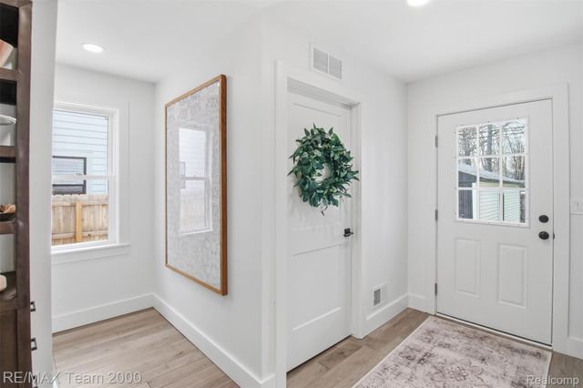 721 N Alexander Avenue, Royal Oak, MI 48067