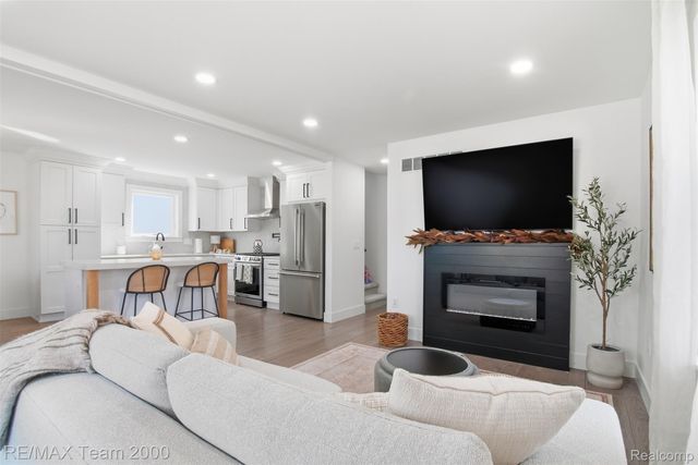 721 N Alexander Avenue, Royal Oak, MI 48067