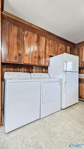 17688 Brownsferry Road, Athens, AL 35611