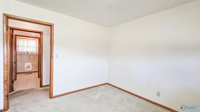 17688 Brownsferry Road, Athens, AL 35611