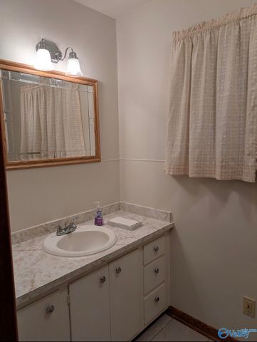 17688 Brownsferry Road, Athens, AL 35611