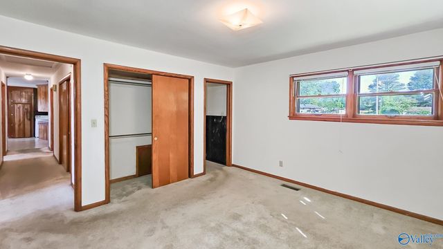 17688 Brownsferry Road, Athens, AL 35611