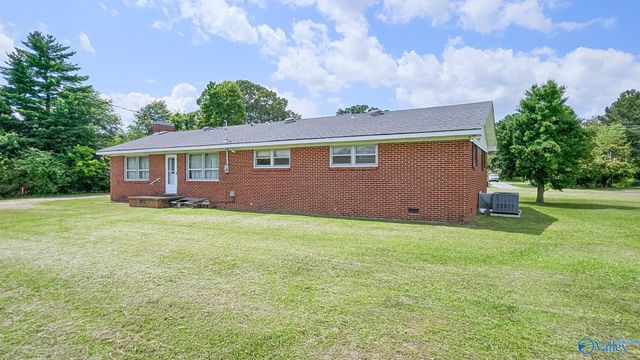 17688 Brownsferry Road, Athens, AL 35611