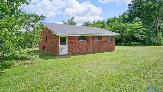 17688 Brownsferry Road, Athens, AL 35611