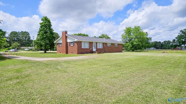17688 Brownsferry Road, Athens, AL 35611