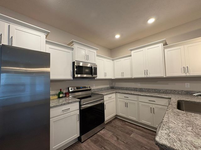 1837 Bethpage Dr, Murfreesboro, TN 37127