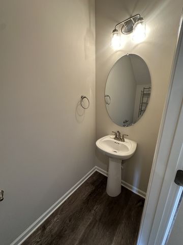 1837 Bethpage Dr, Murfreesboro, TN 37127