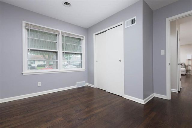 9103 Central Street, Kansas City, MO 64114