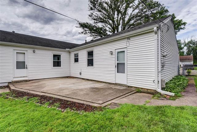 9103 Central Street, Kansas City, MO 64114