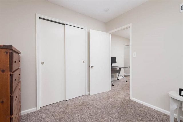 9103 Central Street, Kansas City, MO 64114