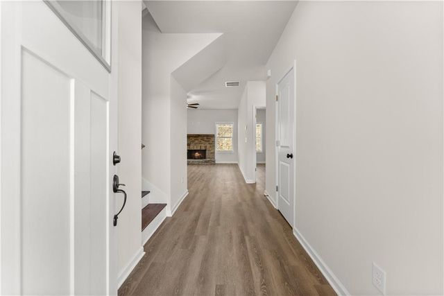 6405 River Plantation Drive, Lula, GA 30554