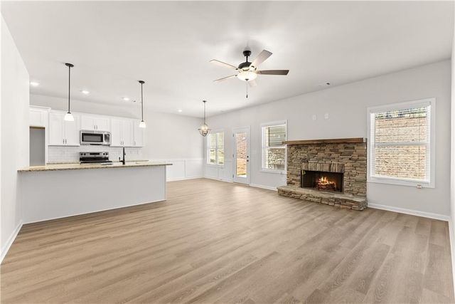 6405 River Plantation Drive, Lula, GA 30554