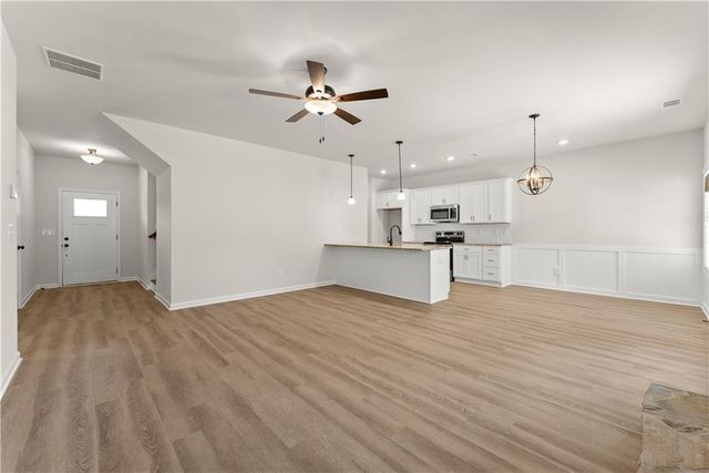 6405 River Plantation Drive, Lula, GA 30554