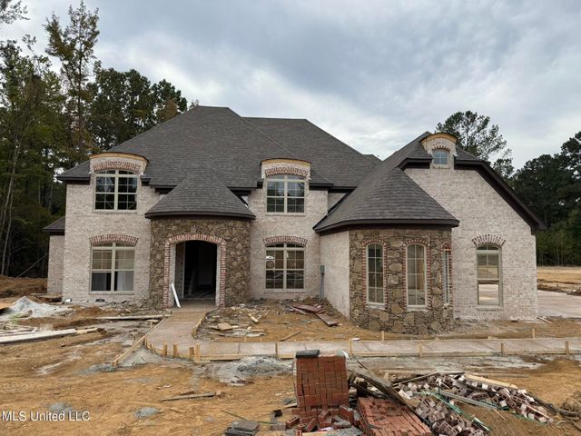427 Poplar Lane, Holly Springs, MS 38635