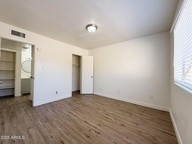 5918 W ALICE Avenue 4, Glendale, AZ 85302