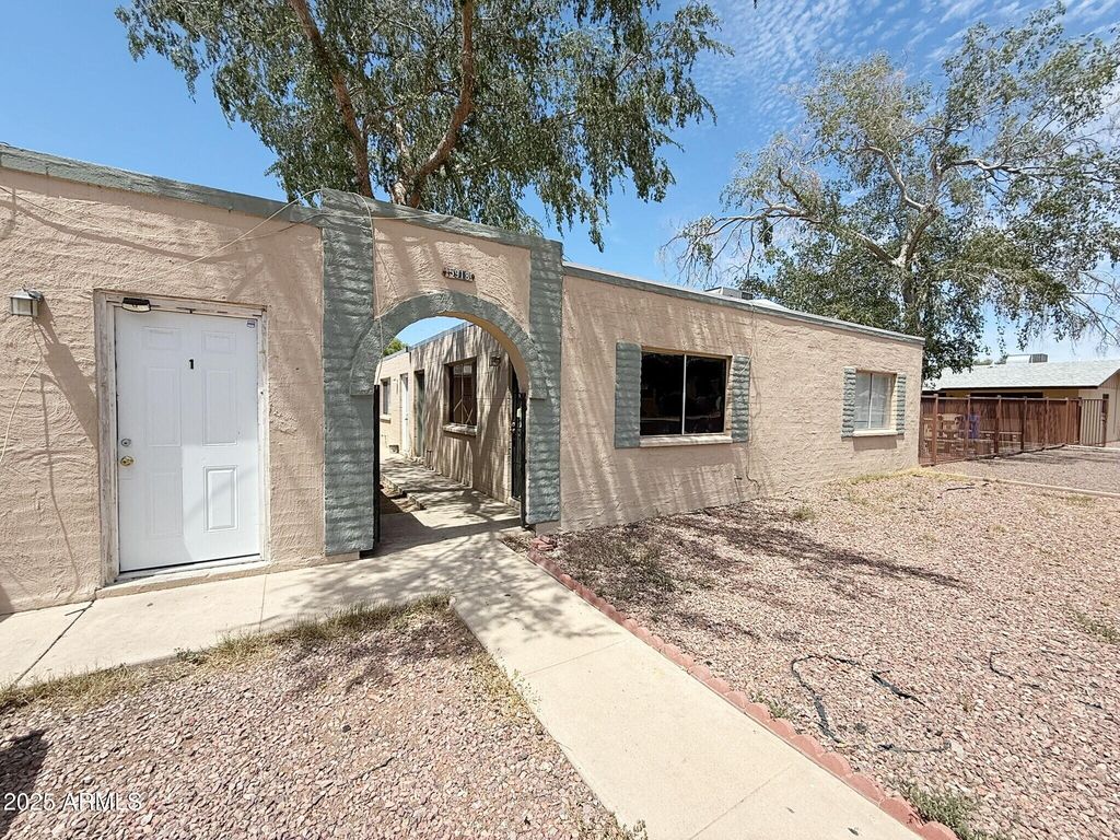 5918 W ALICE Avenue 4, Glendale, AZ 85302