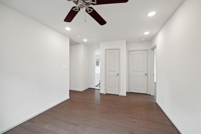 5126 Emma Forest Street, Houston, TX 77018