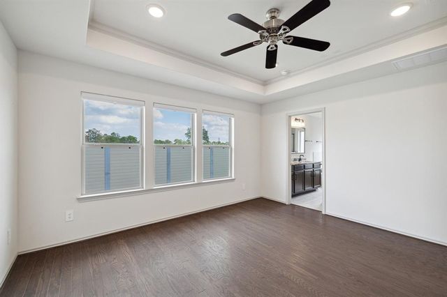 5126 Emma Forest Street, Houston, TX 77018
