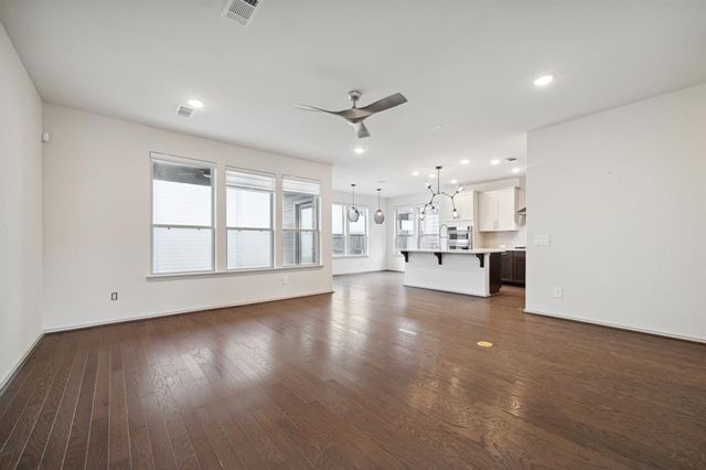 5126 Emma Forest Street, Houston, TX 77018