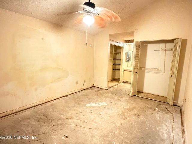 2519 WHISPERING WOODS Boulevard 3, Jacksonville, FL 32246