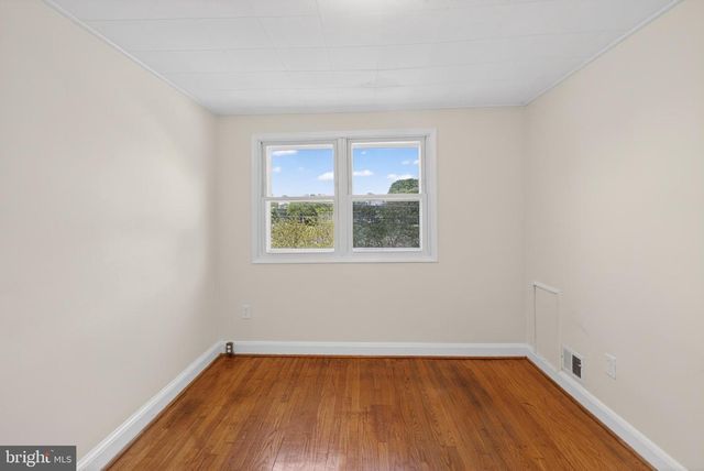 2233 FIRETHORN RD, Baltimore, MD 21220