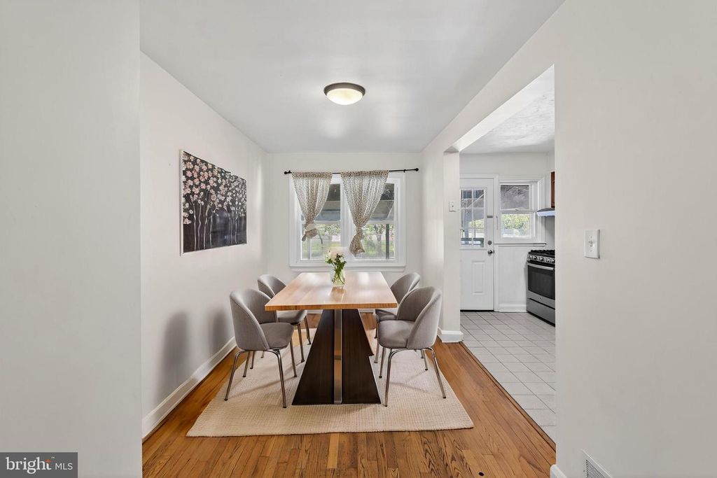 Image 12 of property listing at 2233 FIRETHORN RD, Baltimore, MD 21220