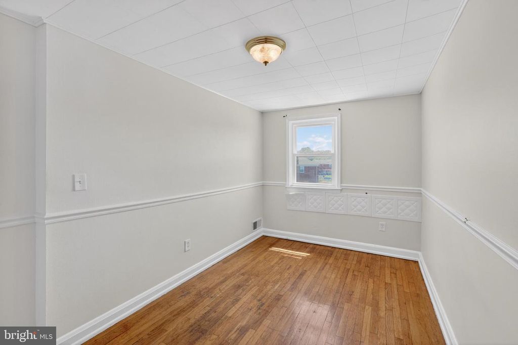 Image 19 of property listing at 2233 FIRETHORN RD, Baltimore, MD 21220