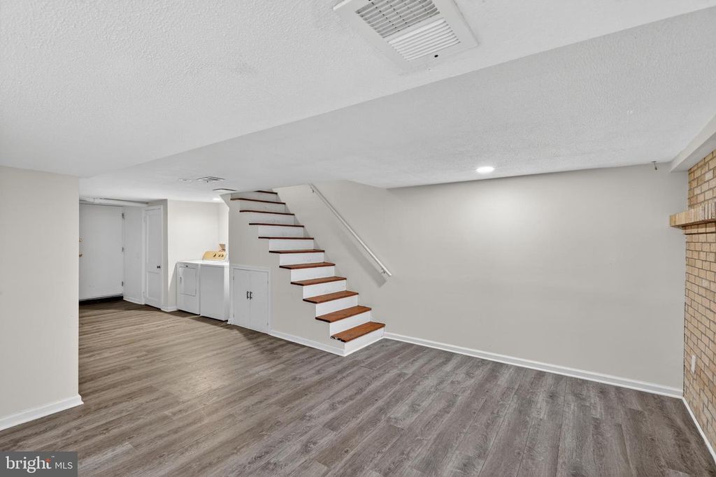 Image 28 of property listing at 2233 FIRETHORN RD, Baltimore, MD 21220
