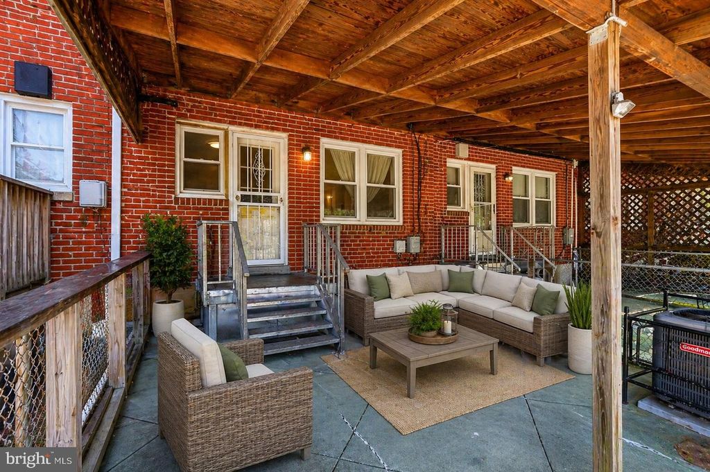 Image 33 of property listing at 2233 FIRETHORN RD, Baltimore, MD 21220