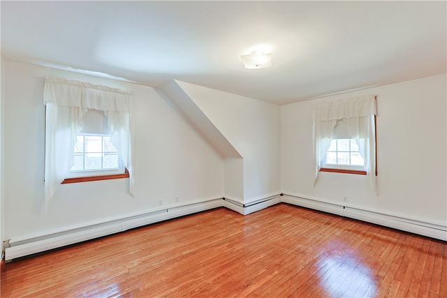 47 Dartmouth Avenue, East Providence, RI 02915