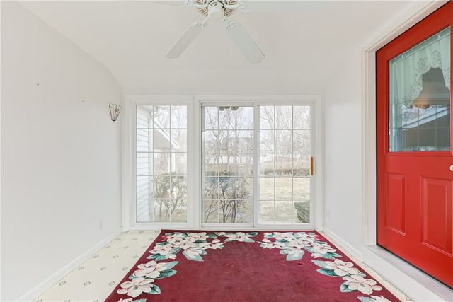 47 Dartmouth Avenue, East Providence, RI 02915