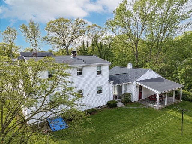 47 Dartmouth Avenue, East Providence, RI 02915