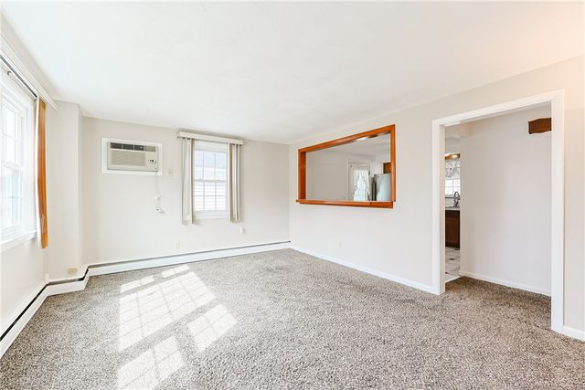 47 Dartmouth Avenue, East Providence, RI 02915