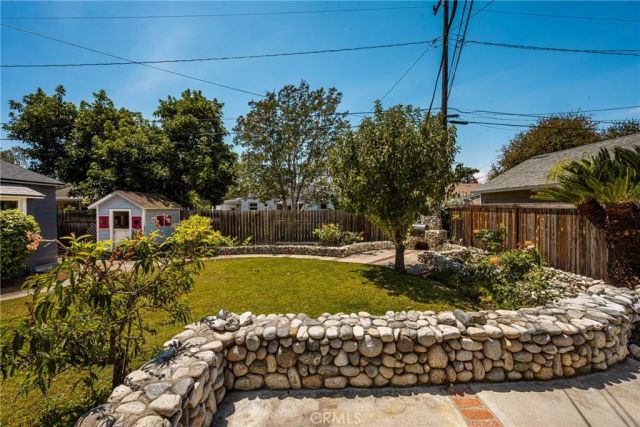 1112 N Lowell, Santa Ana, CA 92703