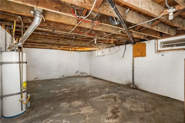 1112 N Lowell, Santa Ana, CA 92703