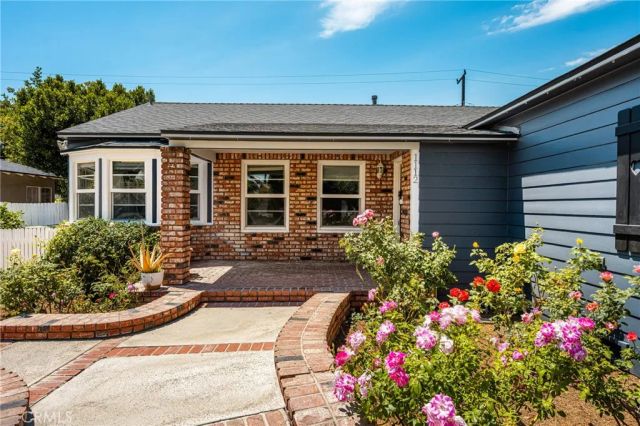 1112 N Lowell, Santa Ana, CA 92703
