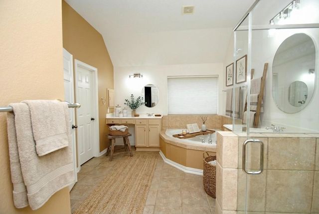 3702 Westerdale Drive, Fulshear, TX 77441