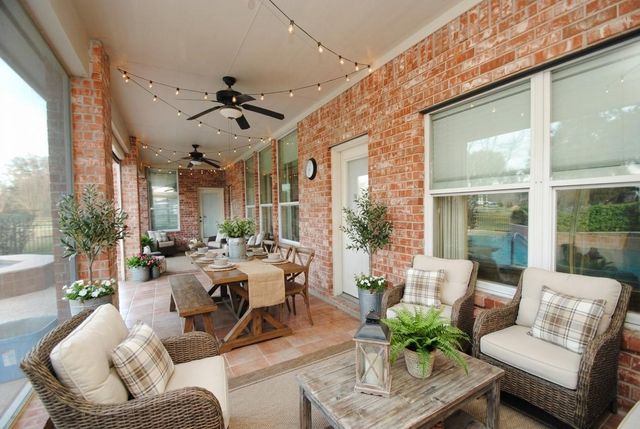 3702 Westerdale Drive, Fulshear, TX 77441