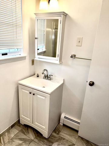 1 N Rockland Rockland Avenue 2N, Congers, NY 10920