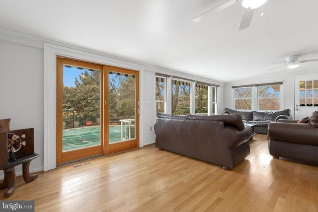 9329 HARVEY RD, Silver Spring, MD 20910