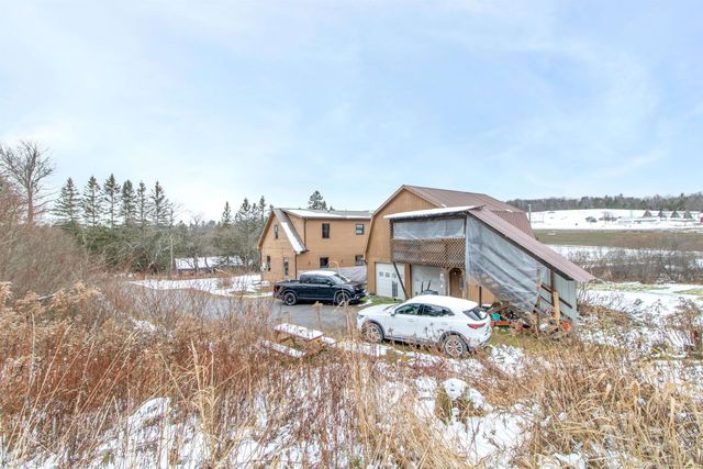 199 Hardwick Farms Road, Hardwick, VT 05836