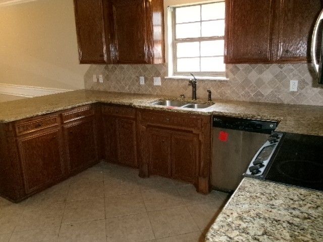 5820 Bluebonnett Drive, Bossier City, LA 71112