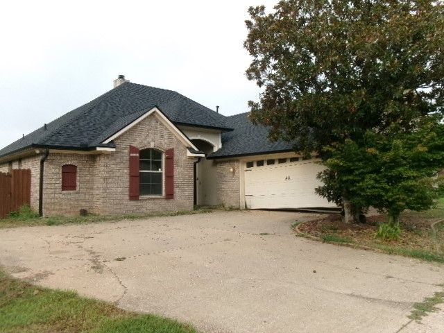 5820 Bluebonnett Drive, Bossier City, LA 71112