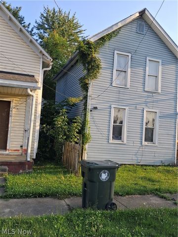 1412 4th Street NE, Canton, OH 44704