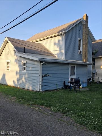 1412 4th Street NE, Canton, OH 44704